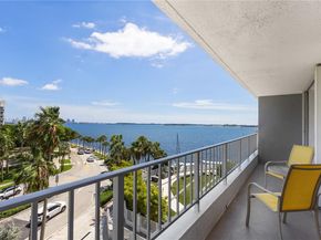 200 SE 15th Rd 6F, Miami FL 33129