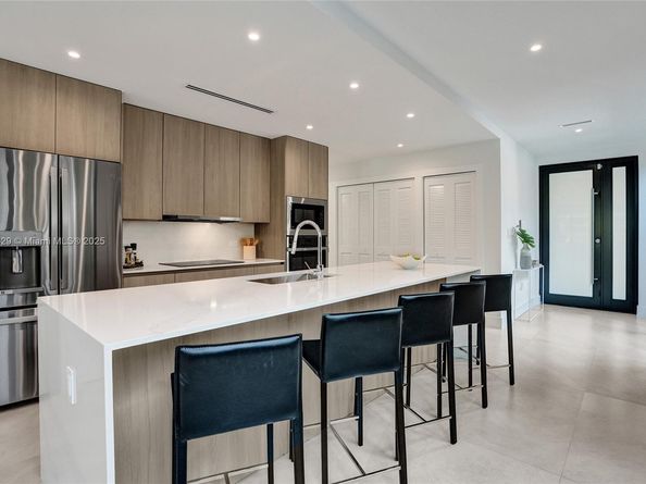 3645 SW 1st Ave, Miami FL 33145