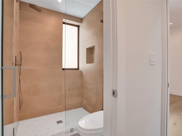 3645 SW 1st Ave, Miami FL 33145