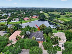 10161 N Lake Vista Cir, Davie FL 33328