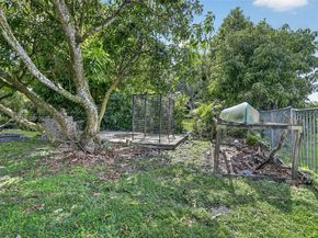 10161 N Lake Vista Cir, Davie FL 33328