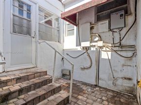 2220 SW 16th Ter, Miami FL 33145