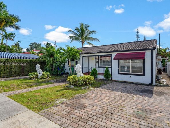 2220 SW 16th Ter, Miami FL 33145