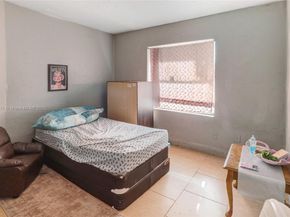 1722 NW 8th Ct, Fort Lauderdale FL 33311