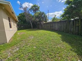 1722 NW 8th Ct, Fort Lauderdale FL 33311