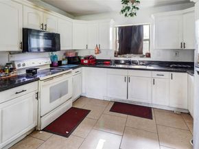 1722 NW 8th Ct, Fort Lauderdale FL 33311