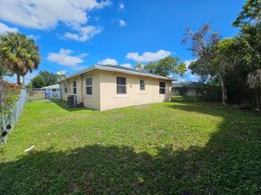 1722 NW 8th Ct, Fort Lauderdale FL 33311