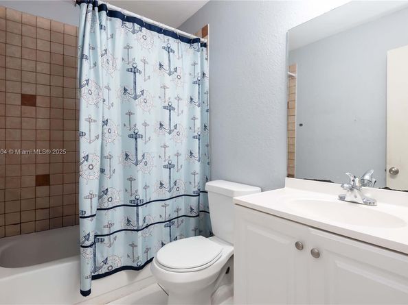 20561 SW 122nd Pl, Miami FL 33177