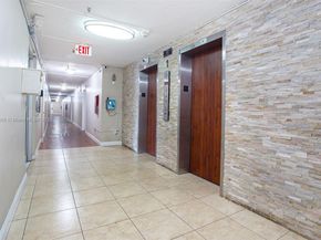 7300 NW 17th St 416, Plantation FL 33313