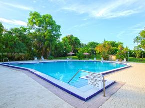 7300 NW 17th St 416, Plantation FL 33313