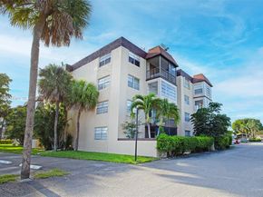 7300 NW 17th St 416, Plantation FL 33313