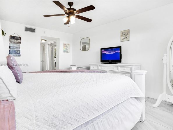 7300 NW 17th St 416, Plantation FL 33313
