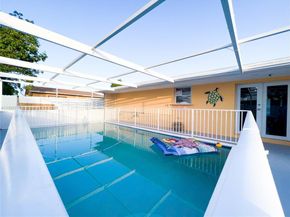 1321 NW 171st St, Miami Gardens FL 33169