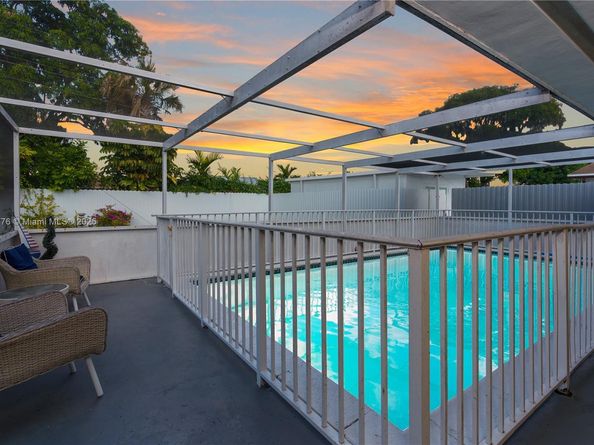 1321 NW 171st St, Miami Gardens FL 33169