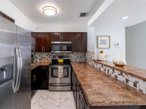 1321 NW 171st St, Miami Gardens FL 33169