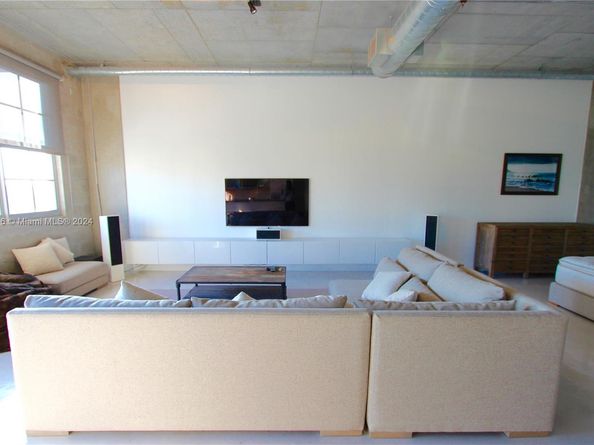 410 NW 1st Ave 504, Fort Lauderdale FL 33301