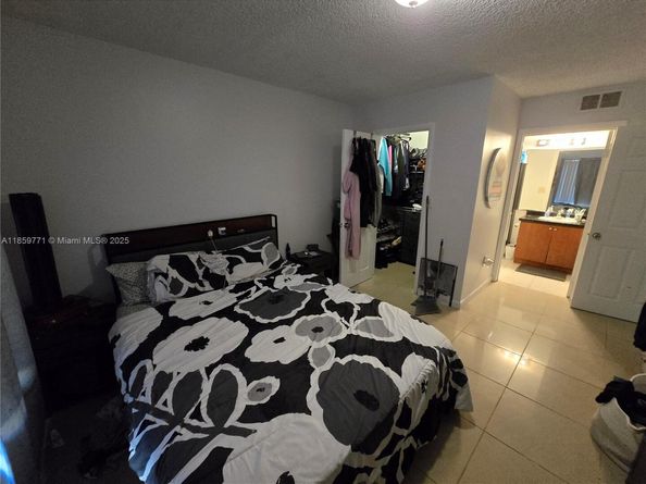 3228 Coral Lake Ln 3228, Coral Springs FL 33065