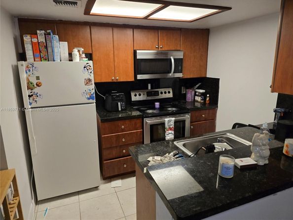 3228 Coral Lake Ln 3228, Coral Springs FL 33065