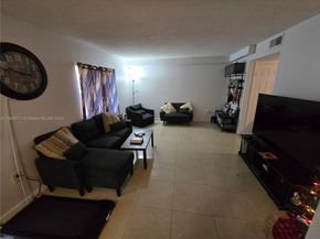 3228 Coral Lake Ln 3228, Coral Springs FL 33065