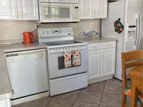 1040 NE 16th Ave, Fort Lauderdale FL 33304