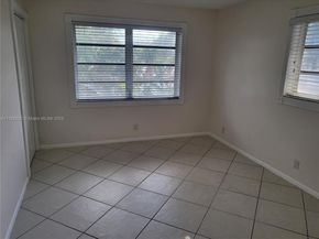 1040 NE 16th Ave, Fort Lauderdale FL 33304