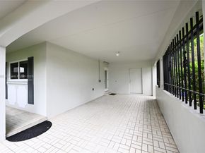 1130 W Cypress Dr V16, Pompano Beach FL 33069