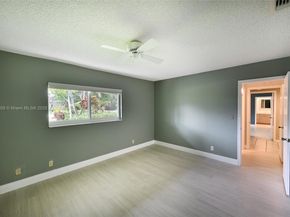 1130 W Cypress Dr V16, Pompano Beach FL 33069