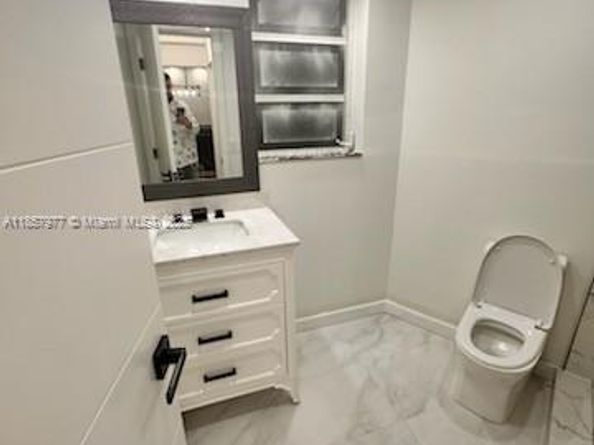 18740 NE 18th Ave 143, Miami FL 33179