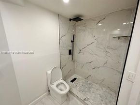 18740 NE 18th Ave 143, Miami FL 33179