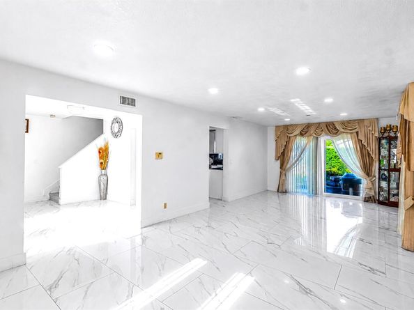 3111 Thames Way, Miramar FL 33025