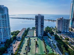2333 Brickell Ave 305, Miami FL 33129