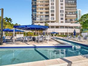 2333 Brickell Ave 305, Miami FL 33129