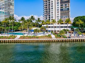 2333 Brickell Ave 305, Miami FL 33129