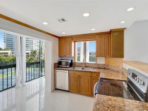 2333 Brickell Ave 305, Miami FL 33129