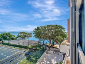 2333 Brickell Ave 305, Miami FL 33129