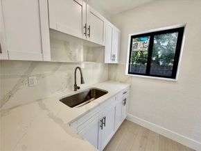 16130 NW 37th Ct, Miami Gardens FL 33054