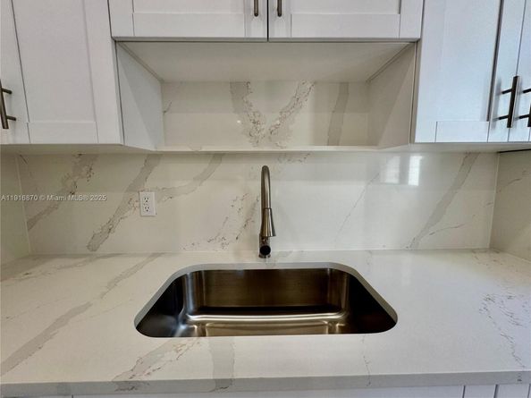 16130 NW 37th Ct, Miami Gardens FL 33054