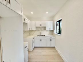 16130 NW 37th Ct, Miami Gardens FL 33054