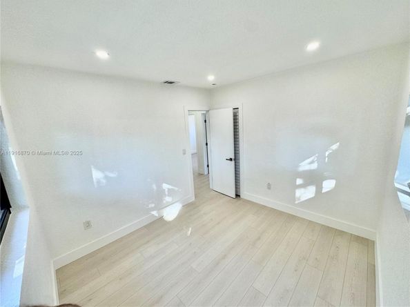 16130 NW 37th Ct, Miami Gardens FL 33054