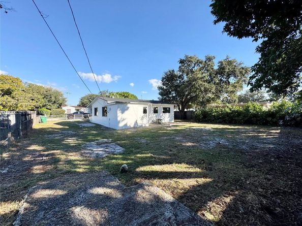 16130 NW 37th Ct, Miami Gardens FL 33054