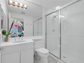 701 Crandon Blvd 302, Key Biscayne FL 33149