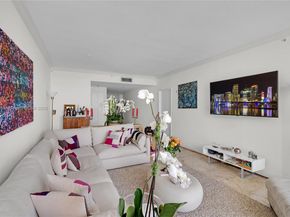 701 Crandon Blvd 302, Key Biscayne FL 33149