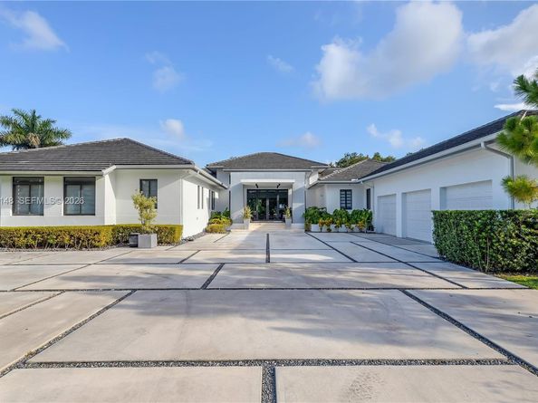 7830 SW 117th St, Pinecrest FL 33156