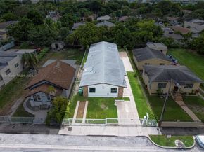 350-352 NW 33rd St, Miami FL 33127
