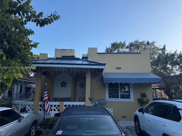 3674 SW 25th St, Miami FL 33133