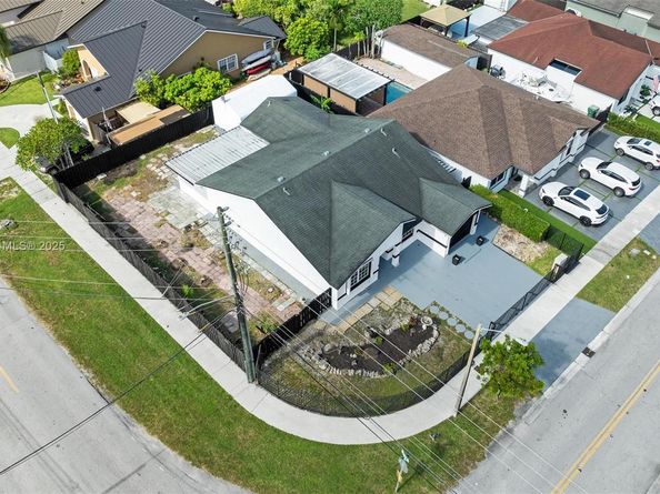 13400 SW 182nd St, Miami FL 33177