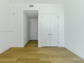 175 SE 25 Rd 501, Miami FL 33129