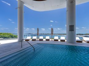 175 SE 25 Rd 501, Miami FL 33129