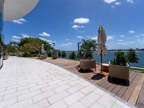 175 SE 25 Rd 501, Miami FL 33129