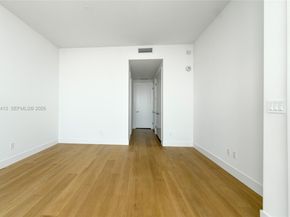 175 SE 25 Rd 501, Miami FL 33129